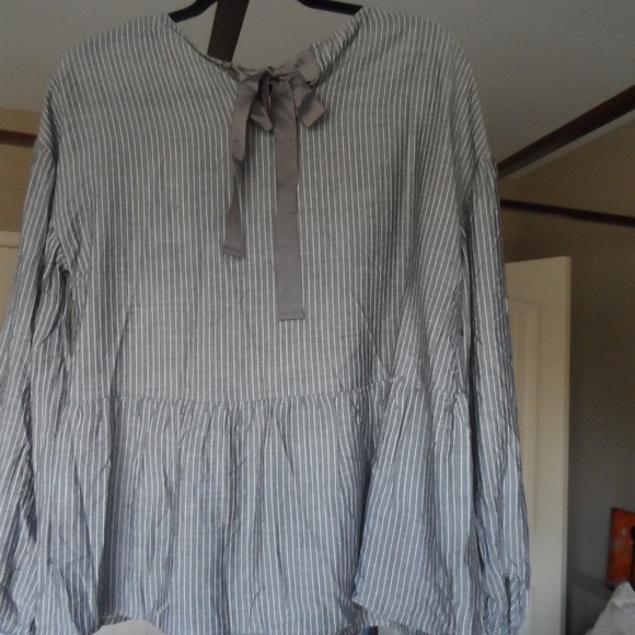 Grey and White Striped Blouse - Picture 2 of 8